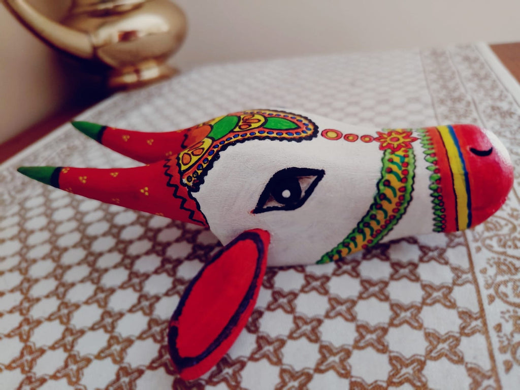 Indian Jallikattu Style Bull Head Mask: Mango Wood Wall Hanging