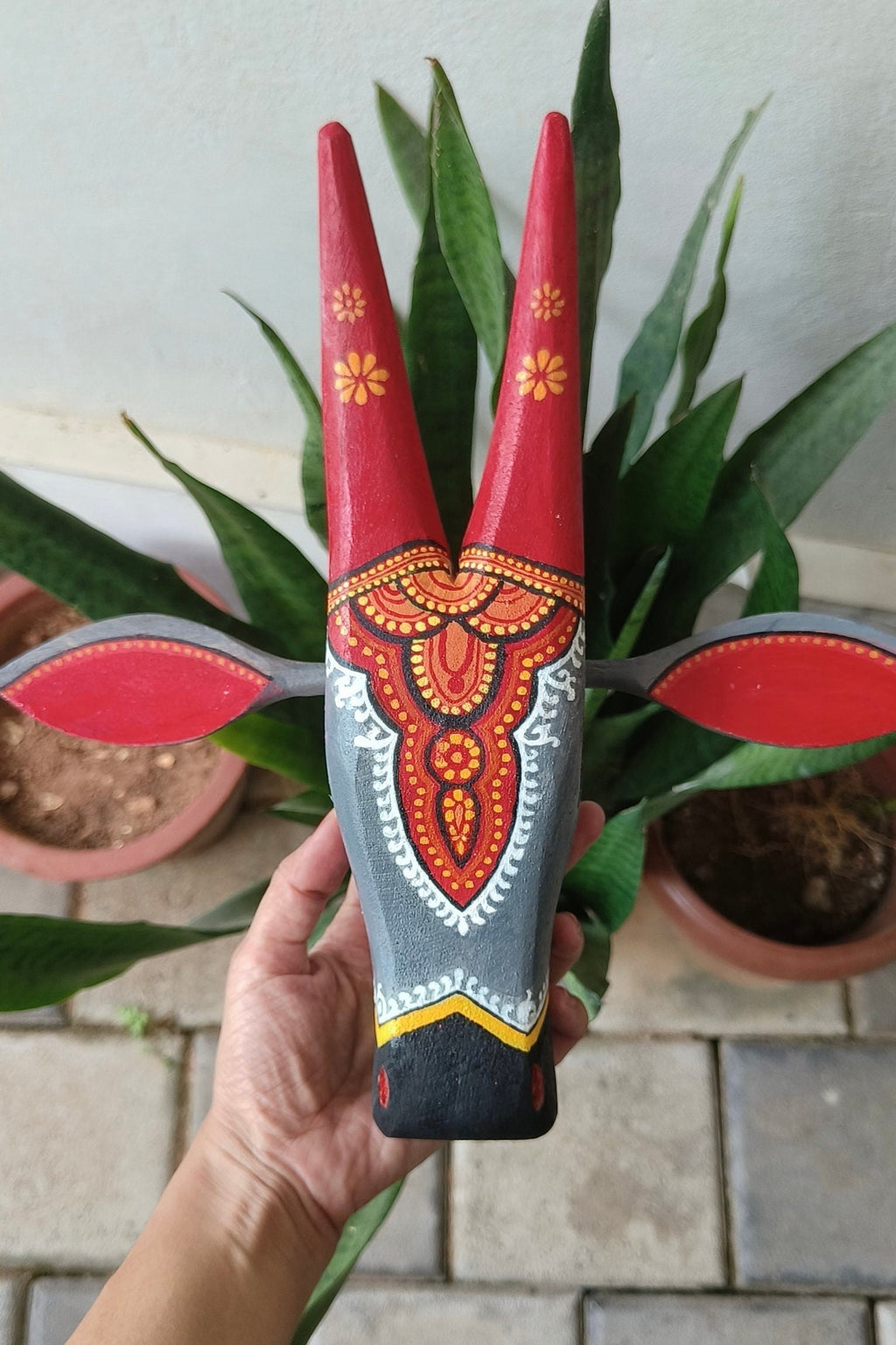 Mango Wood Bull Head Wall Art, Odisha Patachitra Style