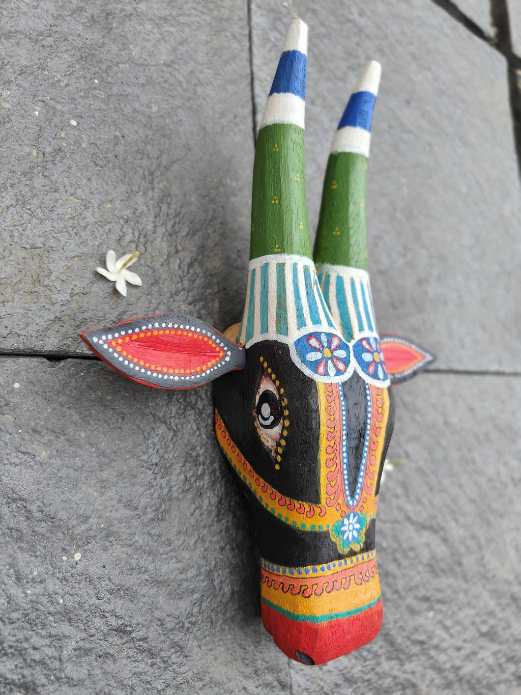 Mango Wood Bull Head Wall Decor - Indian Traditional Art Mask,Gift for Mom